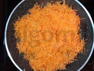 Grikių košė su kiauliena ir daržovėmis Žingsnis 1