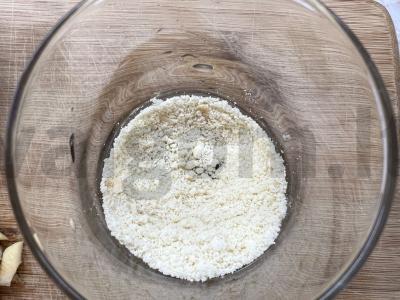 Obuolių desertas su sausainiais stiklinėje Žingsnis 2