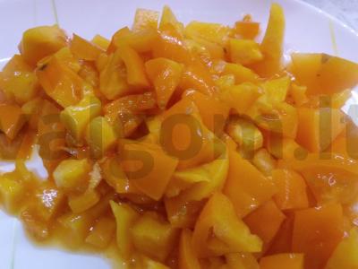 Šiltas salotas su vištienos krūtinėle ir pomidorais Žingsnis 2