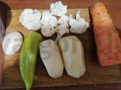 Daržovių apkepas su grietine ir sūriu Žingsnis 1