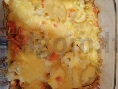 Daržovių apkepas su grietine ir sūriu pagrindine nuotrauka