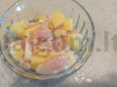 Aštrus vištiena su bulvėmis Žingsnis 3