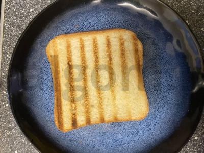 Sumuštinis su paprika ir ikra Žingsnis 1