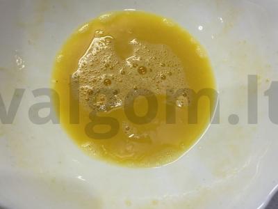 Kiaulienos kotletai su džiūvėsėliais Žingsnis 2