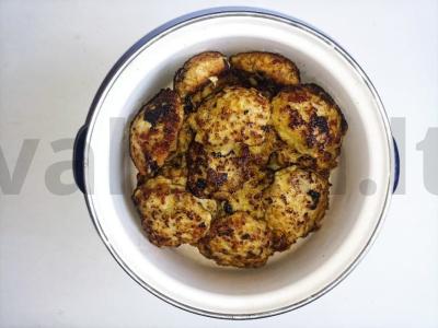 Vištienos faršo blynai pagrindine nuotrauka