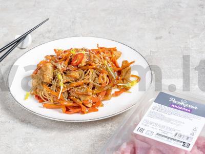 Azijietiški wok makaronai su kalakutiena ir daržovėmis pagrindine nuotrauka