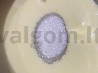 Cinnabon bandelės Žingsnis 1