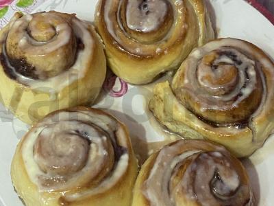 Cinnabon bandelės pagrindine nuotrauka