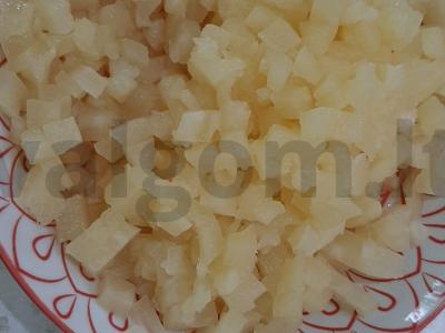 Vištienos krūtinėlės ir sultingo ananaso salotas Žingsnis 3