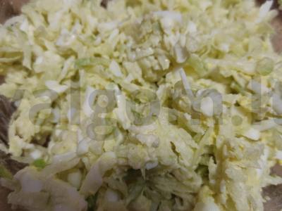 Radinio salotas su kiaušiniu pagrindine nuotrauka