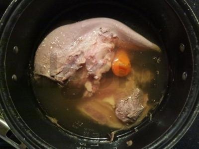 Naudingas mėsos solyanka iš natūralių produktų Žingsnis 1