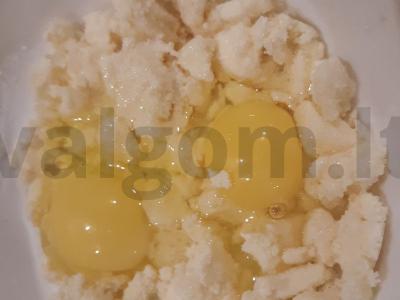 Skaniausias brownies su bananais ir šokoladu Žingsnis 2