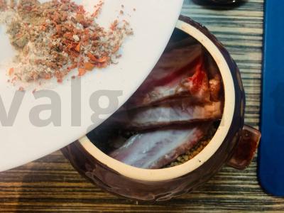 Grikių košė su šonkauliais puode vakarienei Žingsnis 2