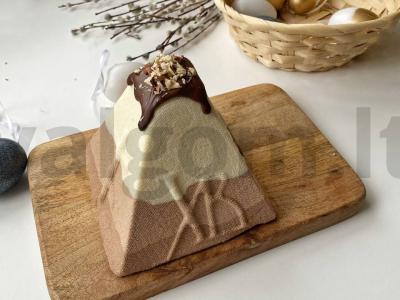 Varškės pyragas „Trys šokoladai“ pagrindine nuotrauka