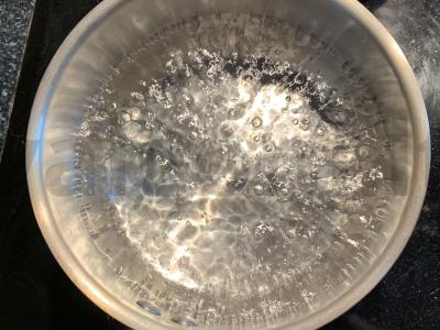 Vitamino uogų gėrimas su medumi Žingsnis 1