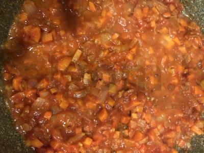 Harcho sriuba su kiauliena ant kaulų Žingsnis 7