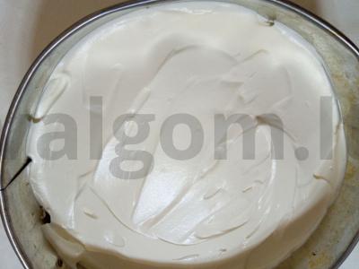 Namų plombyras su grietinėlėmis, kondensuotu pienu ir vafliais Žingsnis 3