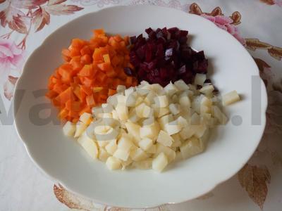 A-lyv vinigretas su grūdėta garstyčia Žingsnis 2