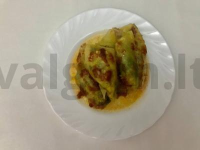 Namų kopūstai su kiaulienos faršu ir perliniu miežiu pagrindine nuotrauka