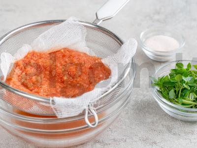 Šašlykas iš kiaulienos su pomidorais ir svogūnais Žingsnis 1