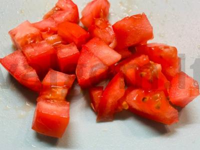 Salotas su sūriu ir provanso žolelėmis „Įvairiaspalvis“ Žingsnis 2