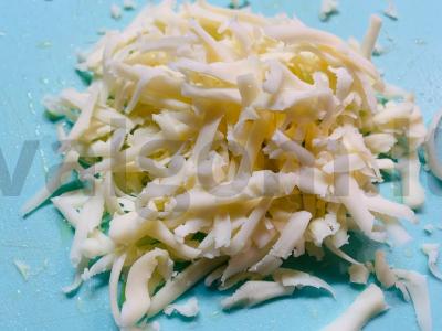 Salotas su sūriu ir provanso žolelėmis „Įvairiaspalvis“ Žingsnis 4