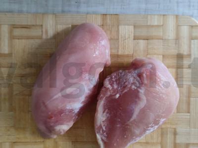 Vištienos krūtinėlė aštriame padaže Žingsnis 1