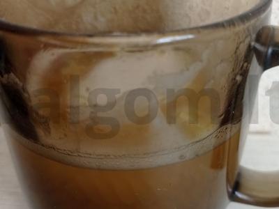 Makaronai su dešrelėmis puodelyje Žingsnis 3