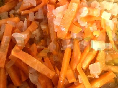 Lęšių kreminė sriuba su morkomis ir citrina Žingsnis 2