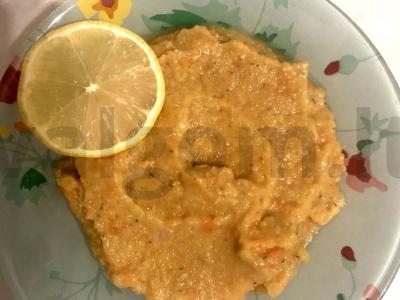 Lęšių kreminė sriuba su morkomis ir citrina pagrindine nuotrauka