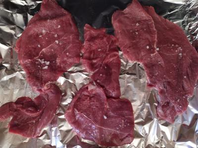 Jautienos steikas su figų garnyru Žingsnis 1