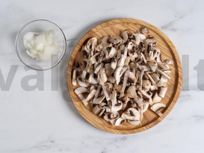 Grybų pyragas Žingsnis 1