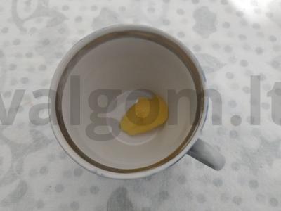 Šildantis migdolų pienas su prieskoniais ir kava Žingsnis 3