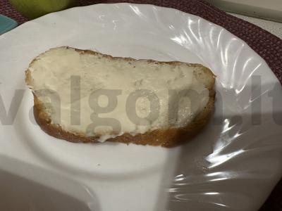 Originalus sumuštinis su dviem sūrio rūšimis Žingsnis 1