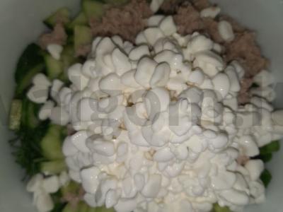 Salotas „Lengvas“ su tunu ir varškės sūriu Žingsnis 4