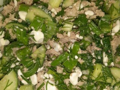 Salotas „Lengvas“ su tunu ir varškės sūriu pagrindine nuotrauka