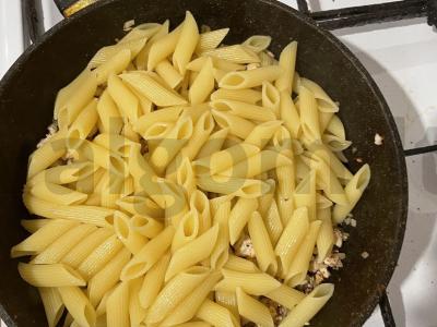 Makaronai su vištienos krūtinėle Žingsnis 6