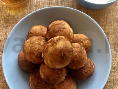 Varškės spurgos pusryčiams pagrindine nuotrauka