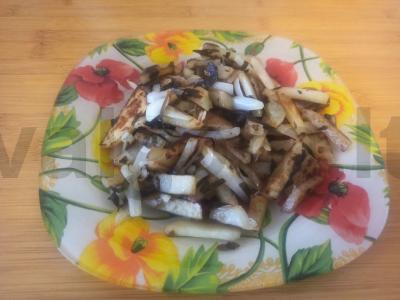 Kepta bulvė su jūros kopūstais ir svogūnais pagrindine nuotrauka