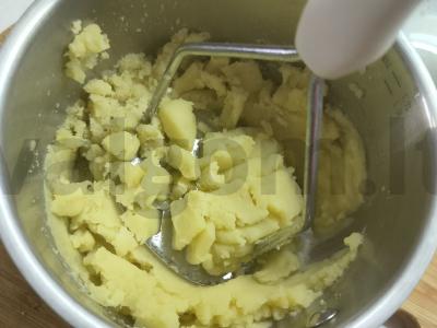 Tortilijos su bulvių koše ir grybais tešloje Žingsnis 1