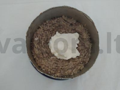 Aštrus salotas su konservuotomis sardinomis, kukurūzais ir daržovėmis Žingsnis 1