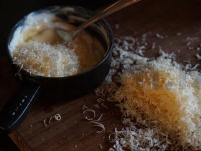 Tako su krevetėmis, čili ir sūrio padažu Žingsnis 8