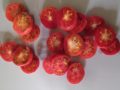 Užkandis su sūriu ir keptais pomidorais Žingsnis 1