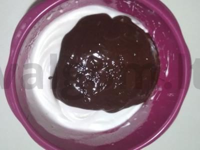 Rūgštus šokoladinis musas Žingsnis 1