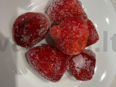 Pudingas su braškėmis, mandarinų ir chia sėklomis Žingsnis 2