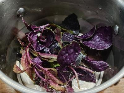 Raihanų gėrimas su limonu Žingsnis 1