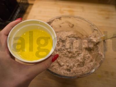 Kavos biskvitiniai pyragaičiai Žingsnis 5