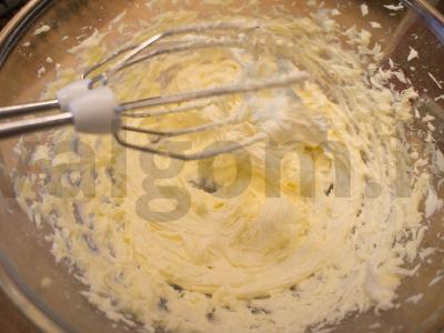 Kavos biskvitiniai pyragaičiai Žingsnis 13