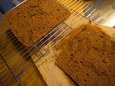 Kavos biskvitiniai pyragaičiai Žingsnis 15