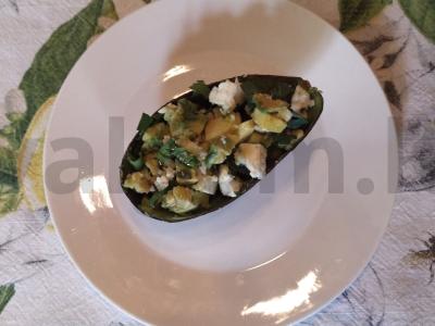 Avokado laivelis su rokforu Žingsnis 4